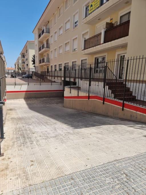 Con Piscina Y Parking En Sevilla La Algaba